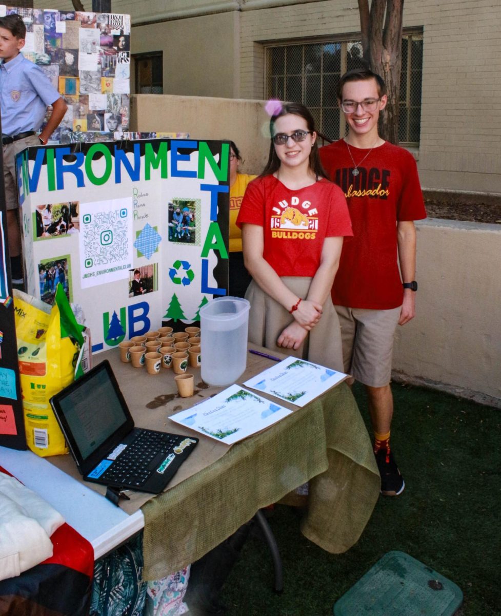 Environmental club at the involvement fair