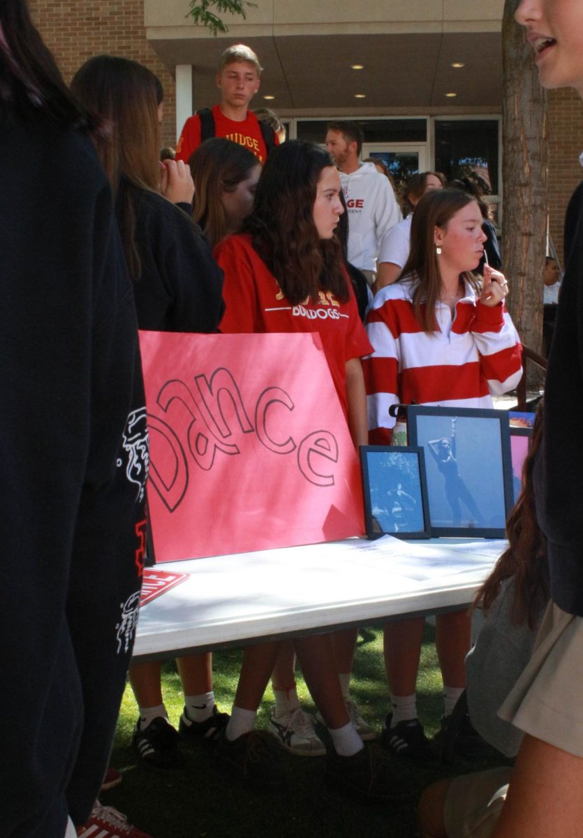 Dance at the involvement fair