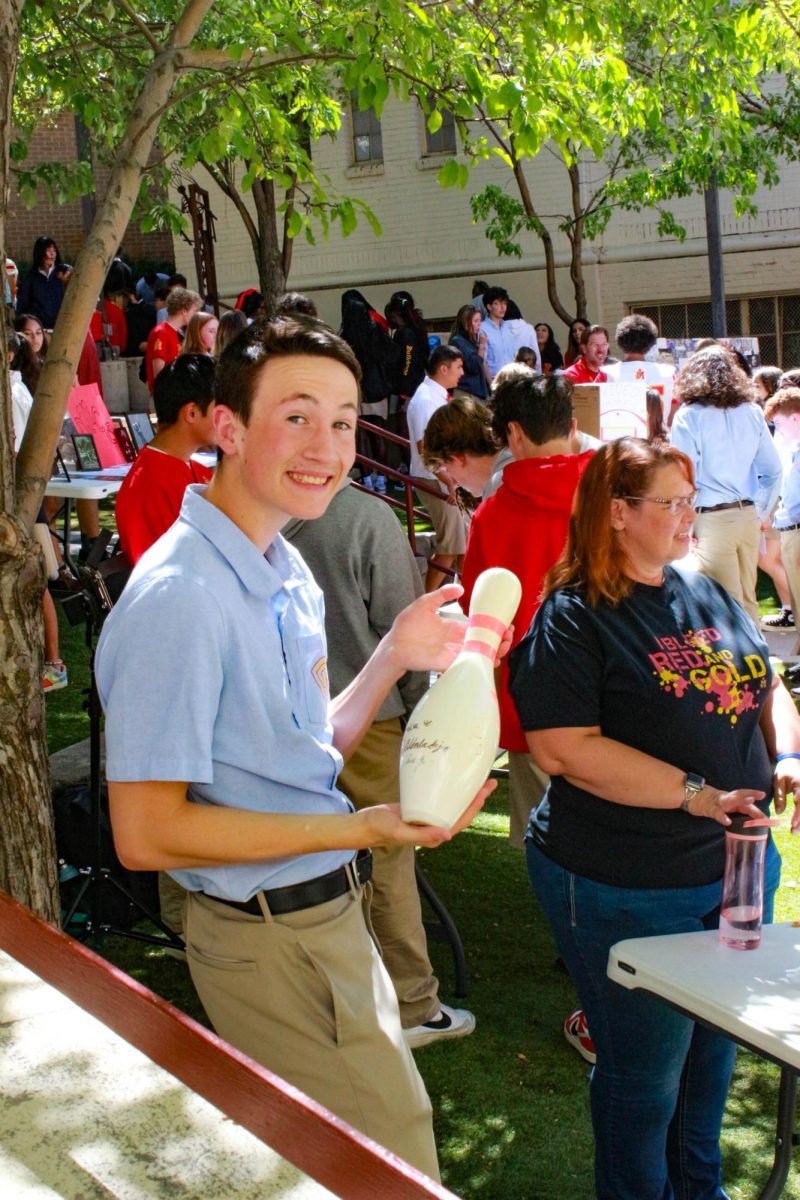 Bowling Club at the involvement fair